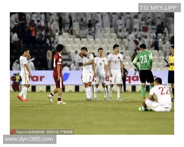 阿尔萨德与独立的激烈对决揭示足球战术的博弈与激情